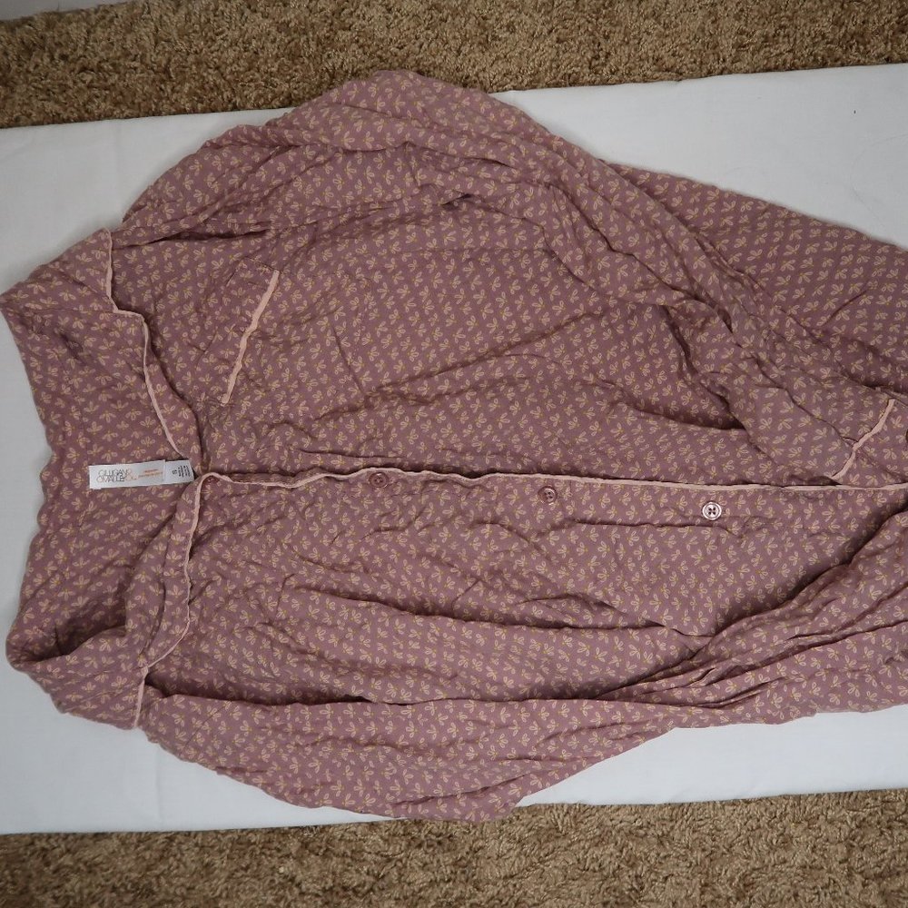 Gilligan & Omalley sleep shirt